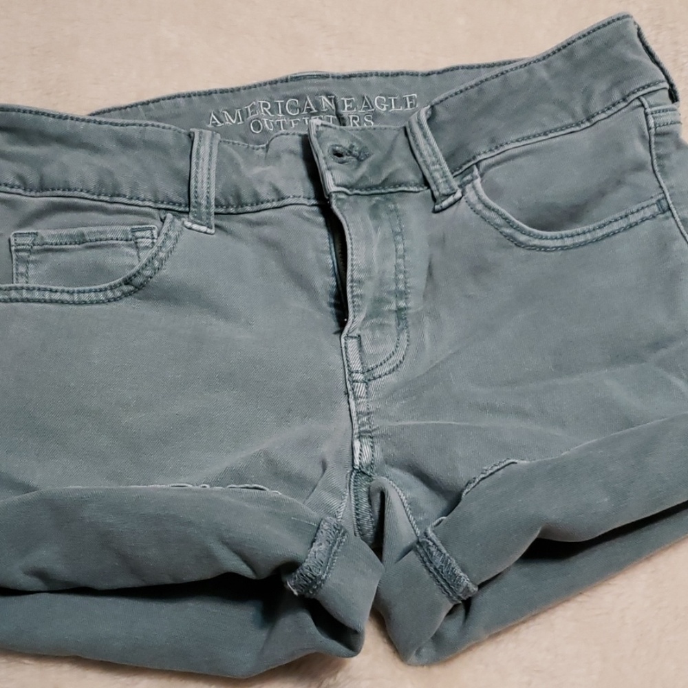 American Eagle soft super stretch midi shorts